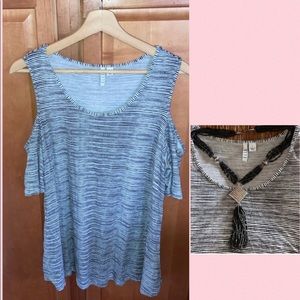 ➕Lot Top & Necklace L Black White Elle, Silver tone